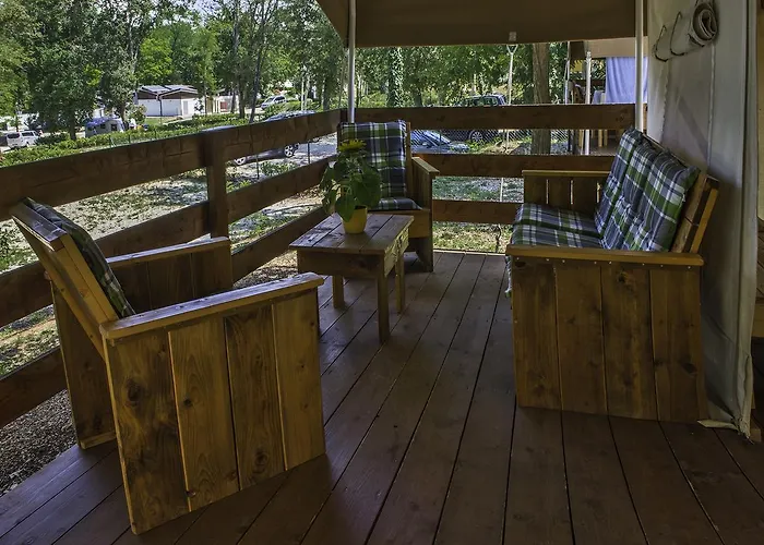 Sunflower פארק נופש 2*